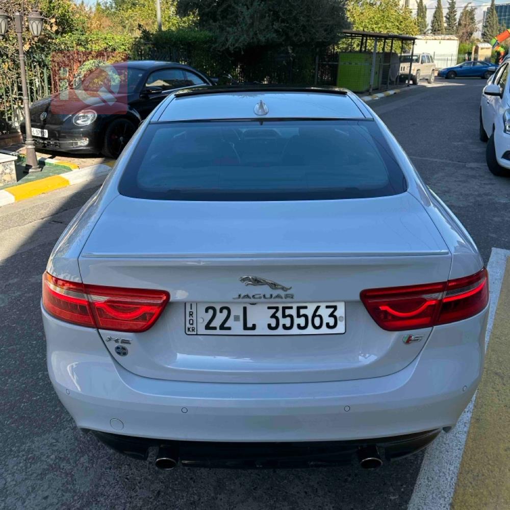 جاكوار XE